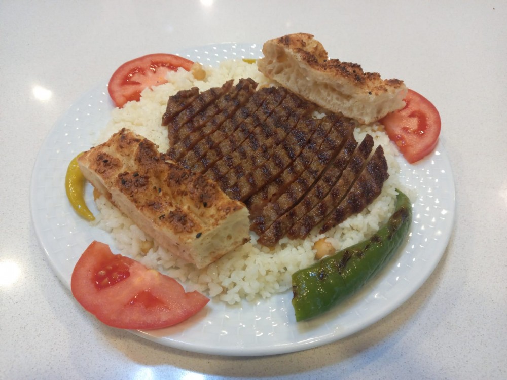 Pilav Üstü  Köfte