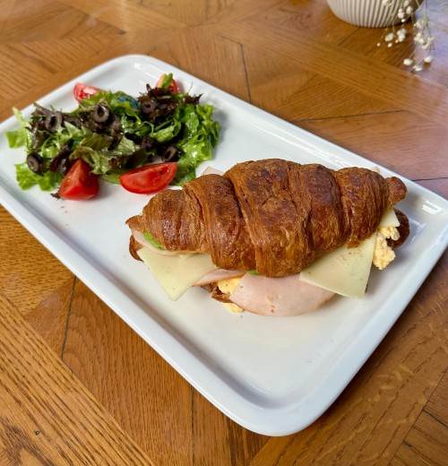 KAHVALTI 09.30-11.30 