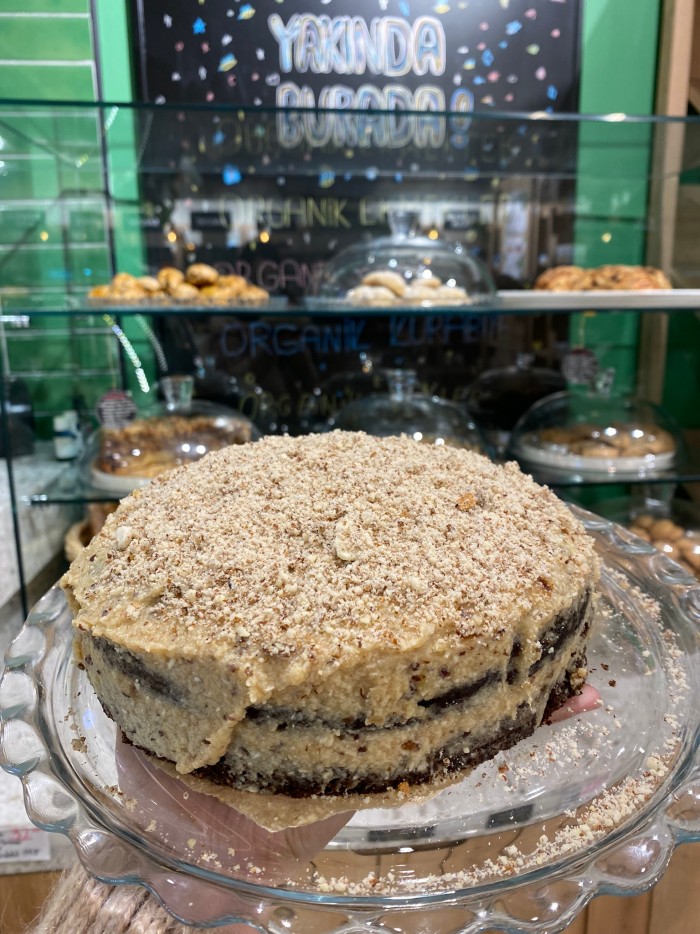 SADEM (Unsuz Şekersiz Laktozsuz Kestane Kremalı Pasta)  