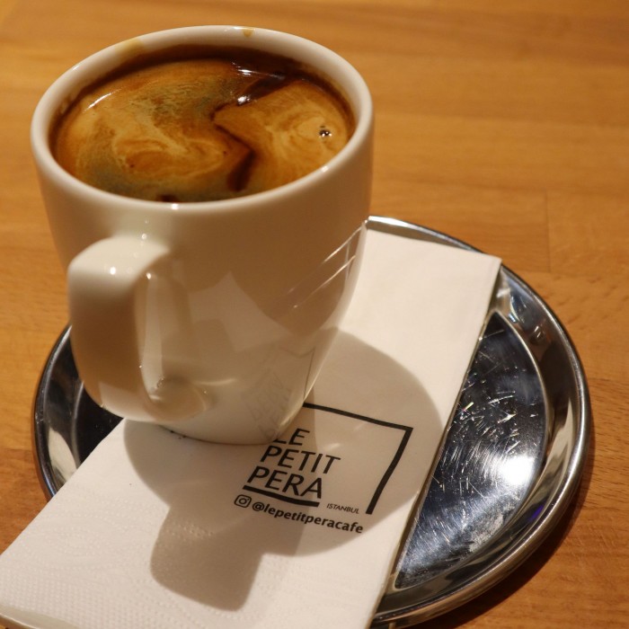 • Mövenpick ~ Americano