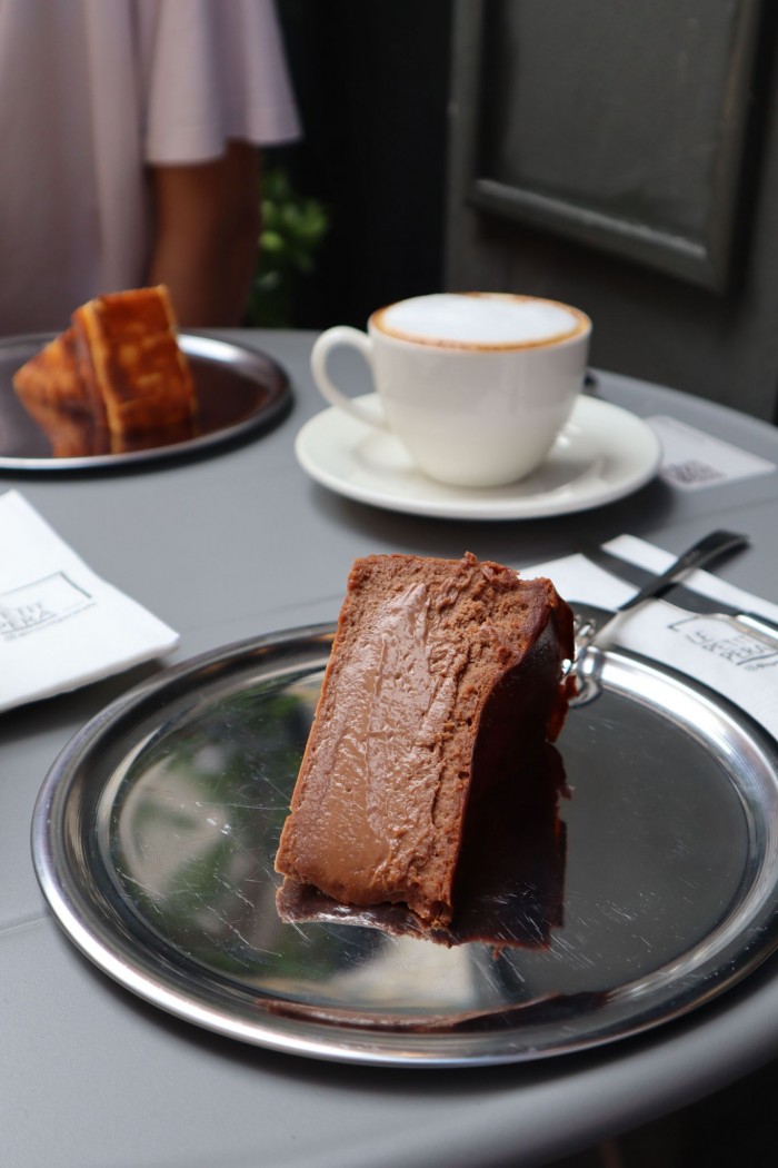 • Chocolate San Sebastian