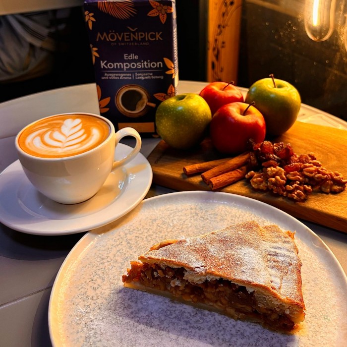 • Elmalı Turta ~ Apple Pie