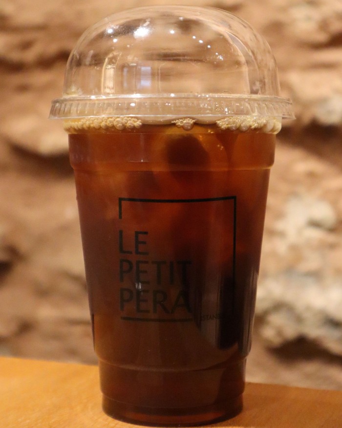 • Mövenpick ~ Iced Americano