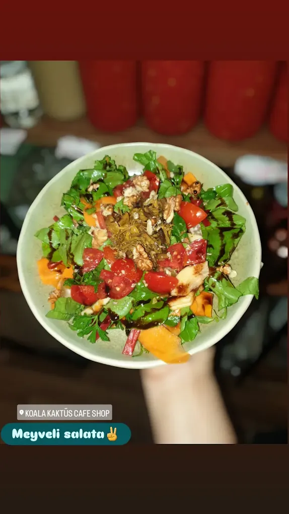 Mevsim Salata (Vegan)